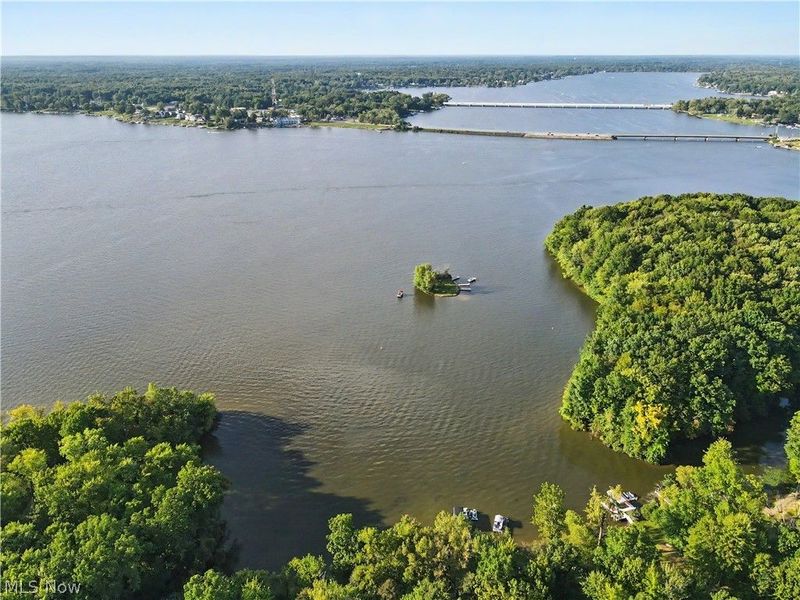 2351 Heston Drive, Lake Milton, OH 44429 Photo 34