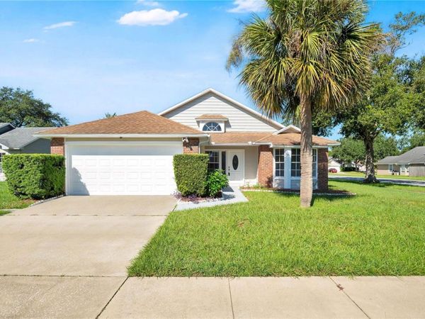 233 S ABERDEEN CIRCLE , SANFORD, FL 32773