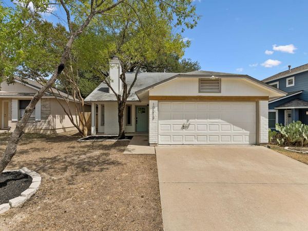 10613 Archdale DR, Austin, TX 78748