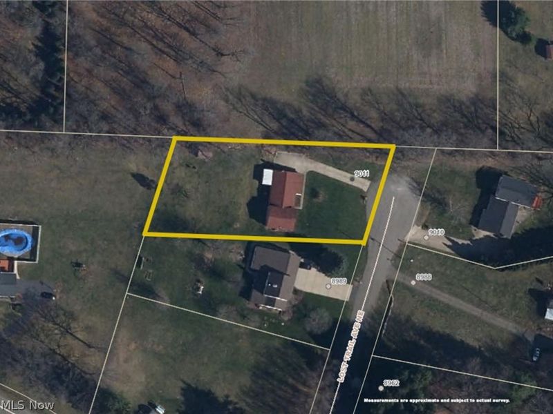 9011 Lost Trail Avenue NE, Canton, OH 44721 Photo 19