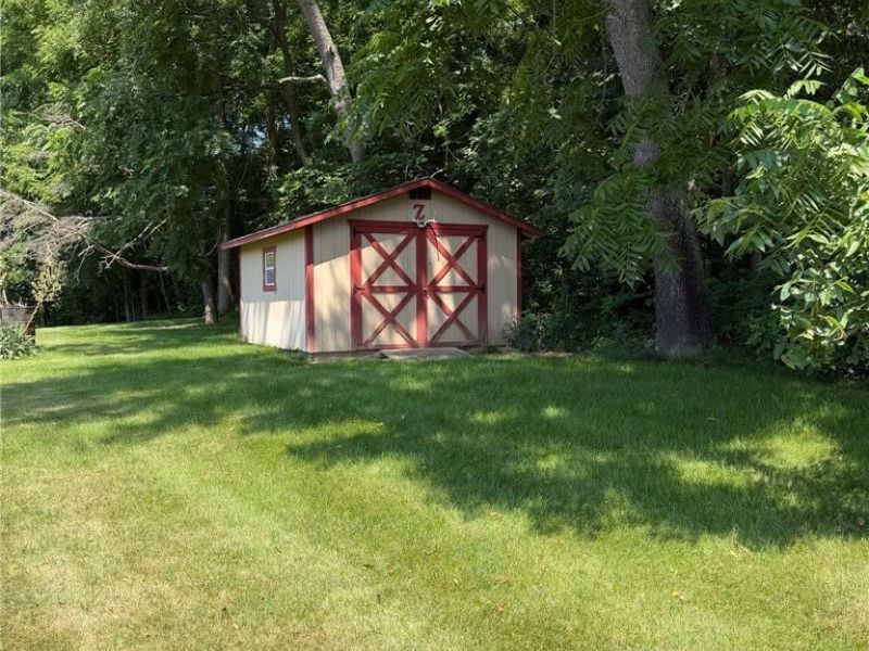 9011 Lost Trail Avenue NE, Canton, OH 44721 Photo 5