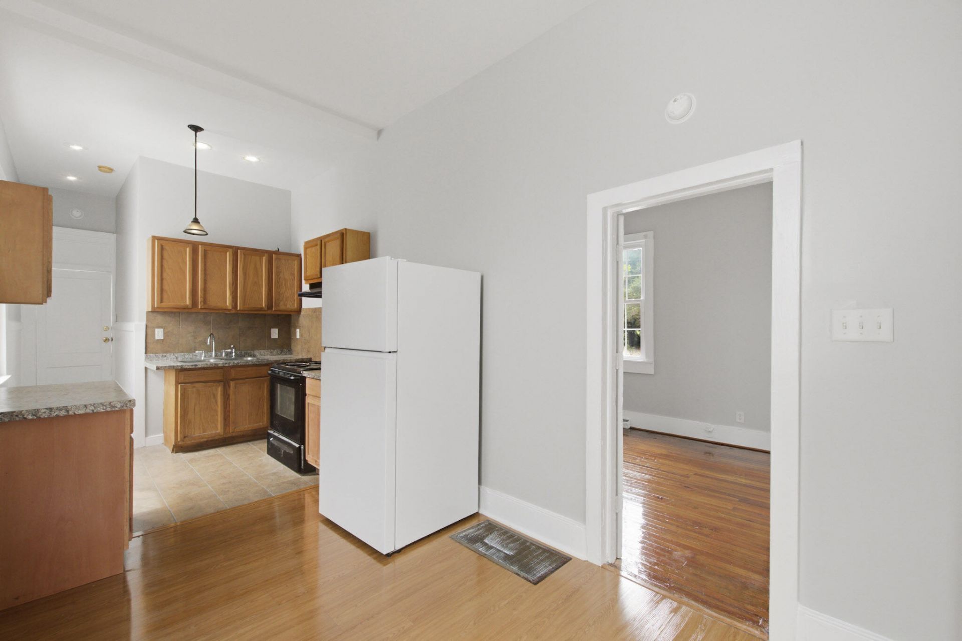 27 Maverick Street Photo 15