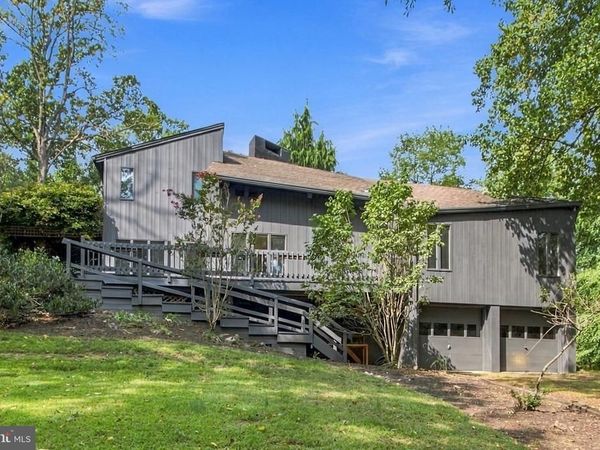 5939 HONEY HOLLOW ROAD , DOYLESTOWN, PA 18902