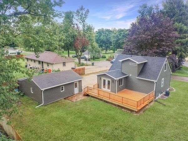 W1390 Greenview ROAD, Genoa City, WI 53128
