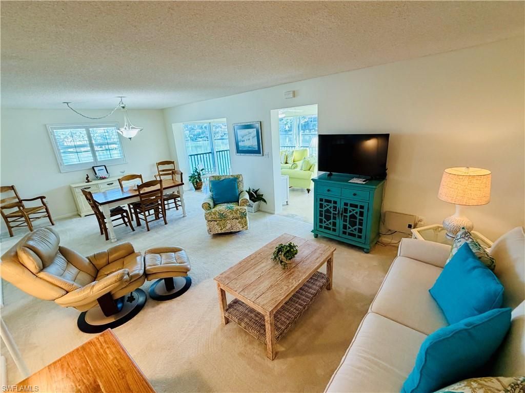 333 Harbour Dr , Unit 212, Naples, FL 34103 Photo