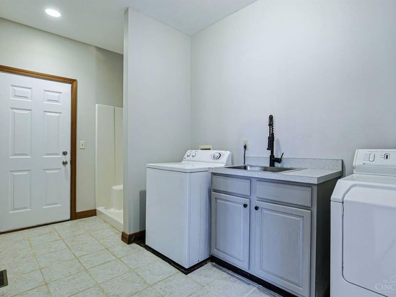 10404 Lees Creek Road, Harrison Township, OH 45030 Photo 28