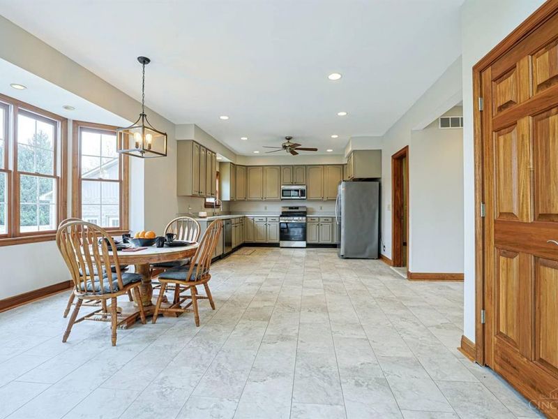 10404 Lees Creek Road, Harrison Township, OH 45030 Photo 8
