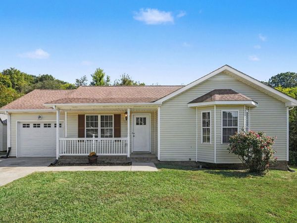 2650 Cummings Cir , Clarksville, TN 37042