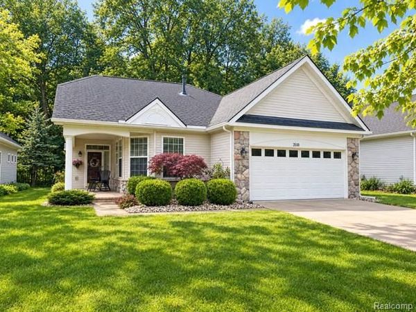 3510 Riverside Drive, Auburn Hills, Mi 48326