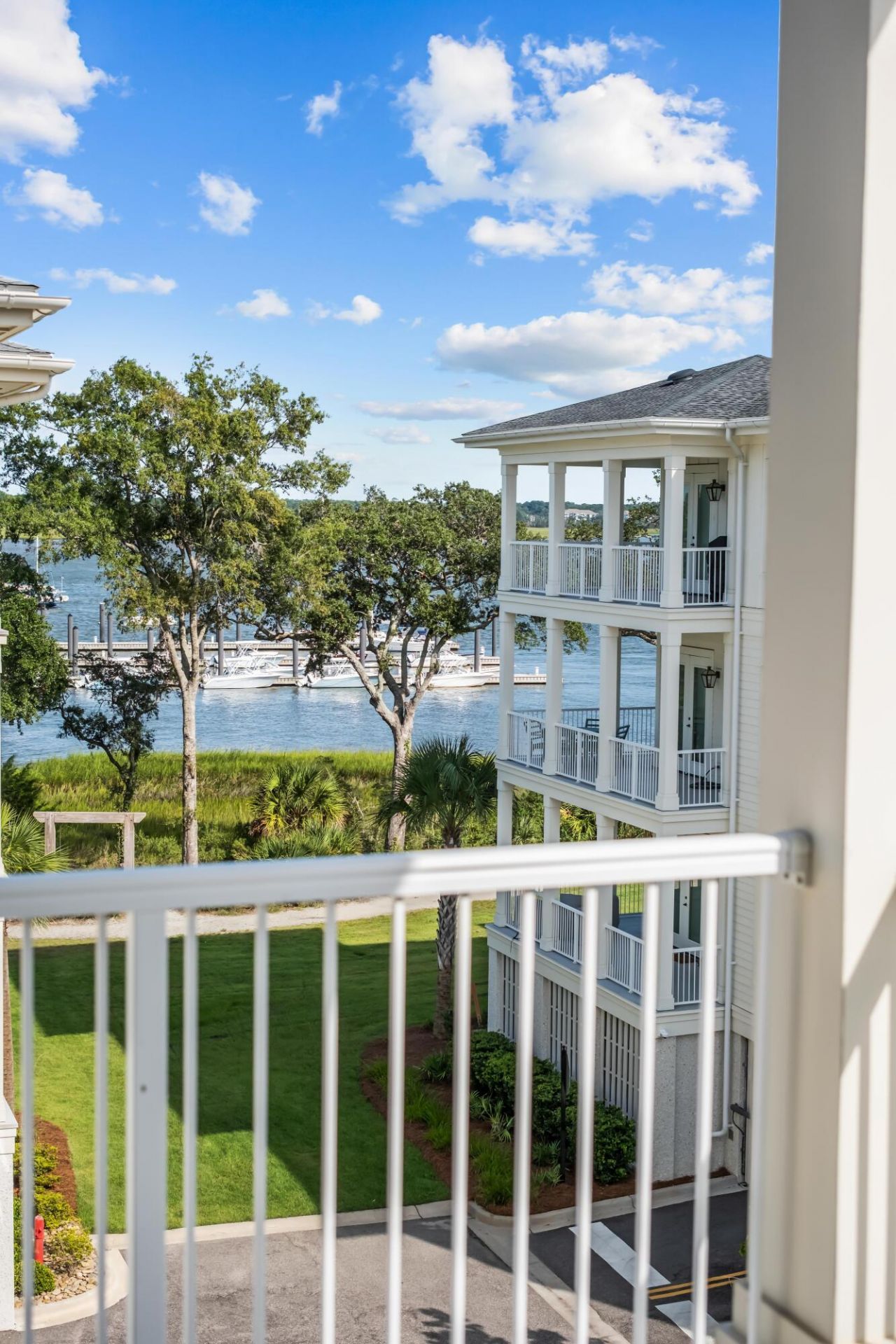 310 Longshore Street Photo 4
