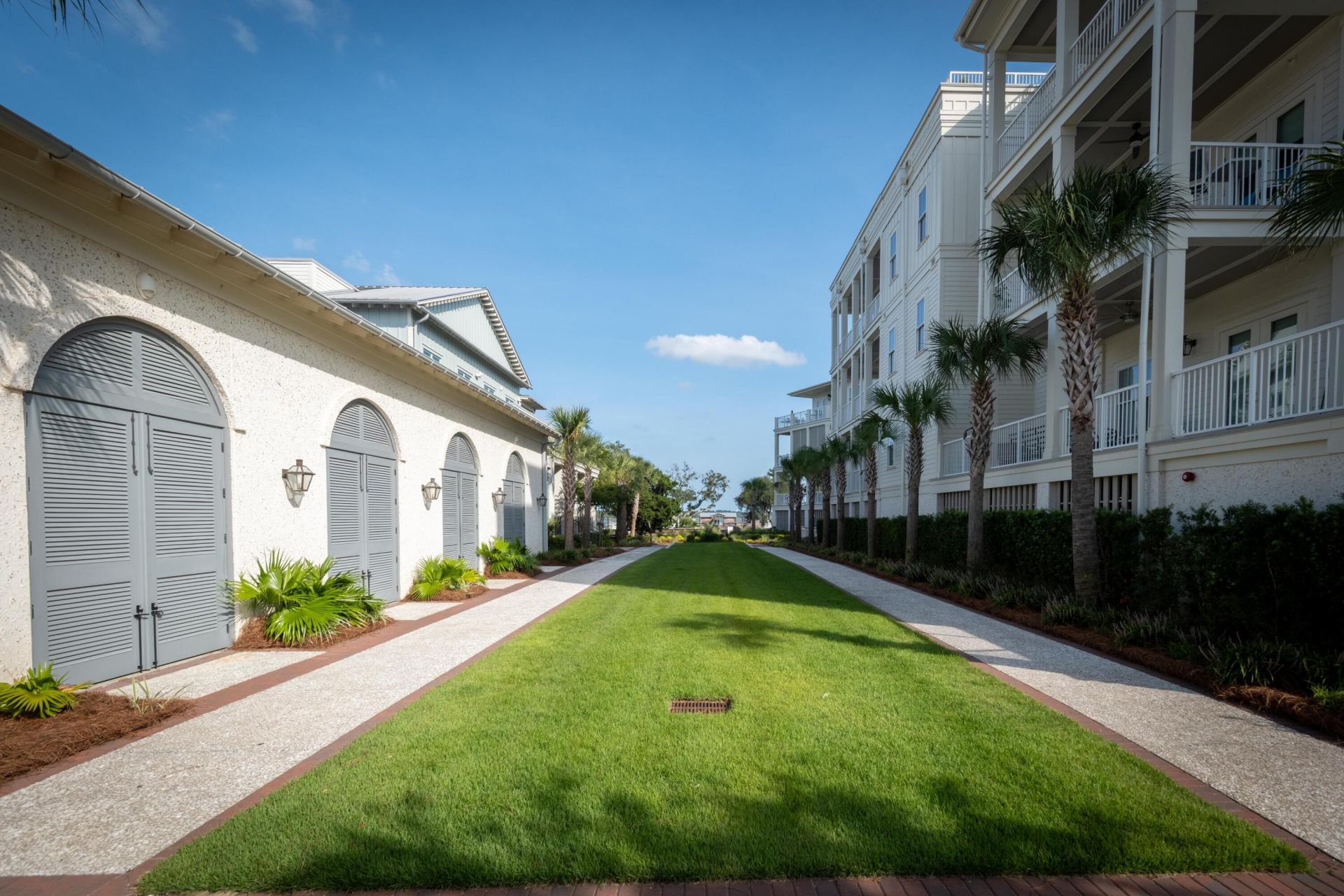 310 Longshore Street Photo 46