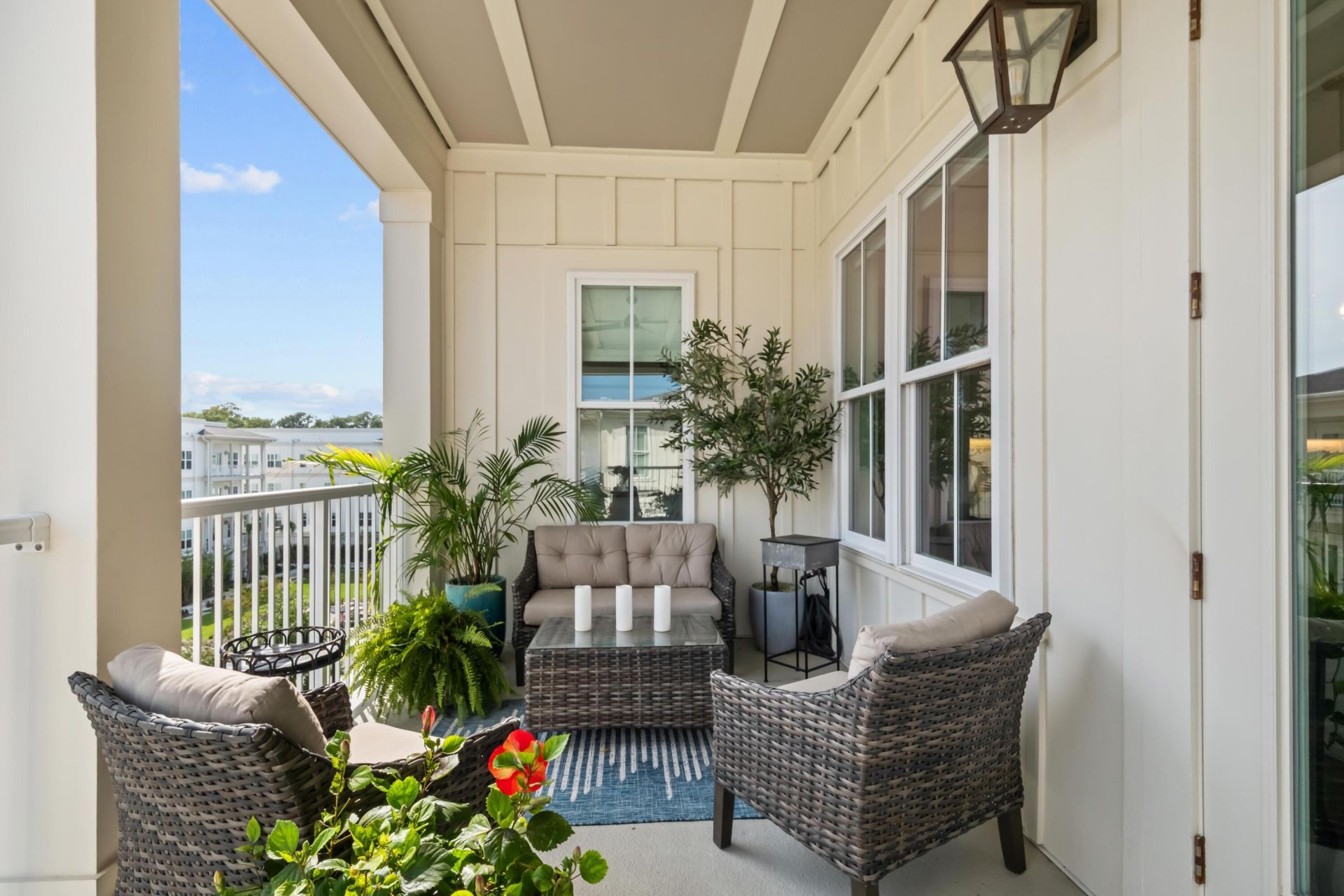 310 Longshore Street Photo 5