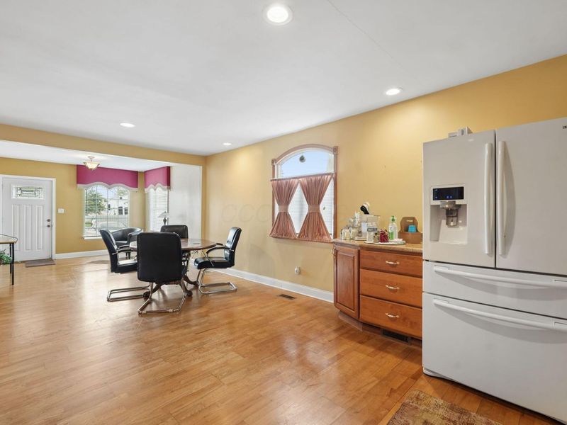 513 S Powell, Columbus, OH 43204 Photo 14
