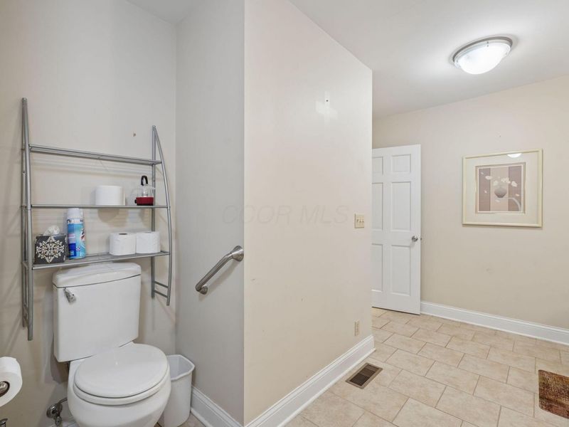 513 S Powell, Columbus, OH 43204 Photo 21