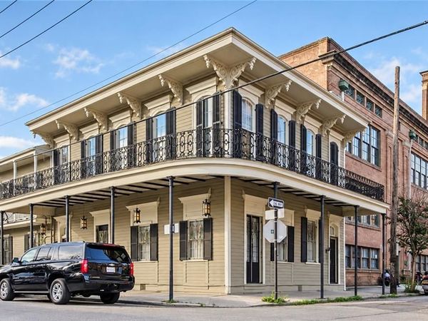 1005 JOSEPHINE Street , New Orleans, LA 70130