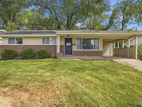 9808 Cambria Drive , St Louis, MO 63136