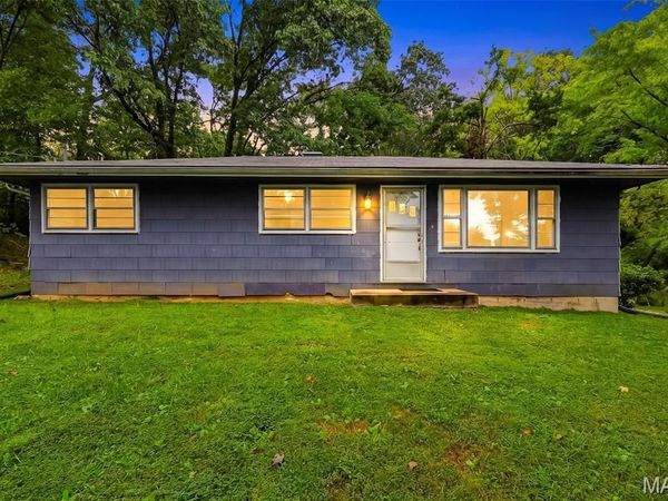 18651 Saint Albans Road, Wildwood, MO 63038