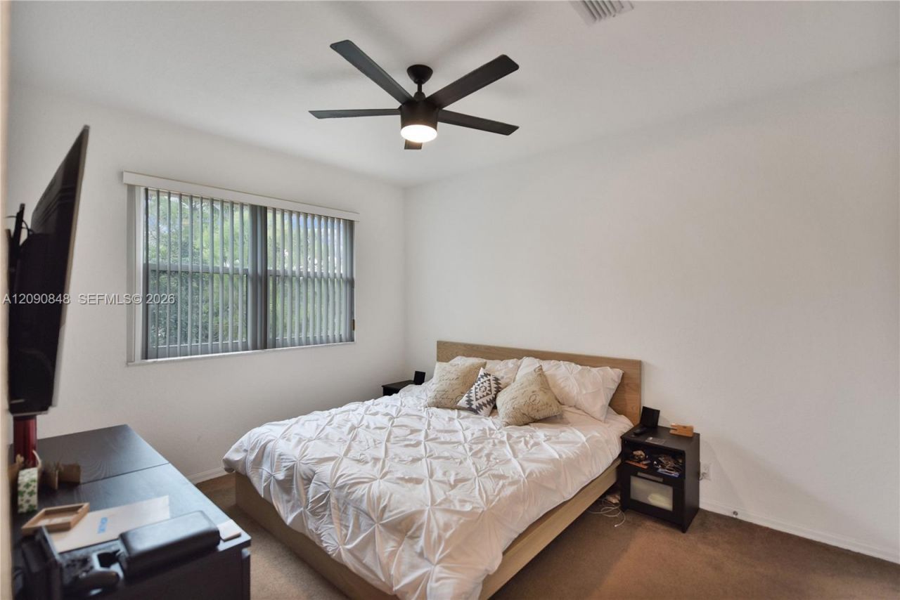 3356 NW 29th Ct, Lauderdale Lakes, FL 33311 Photo