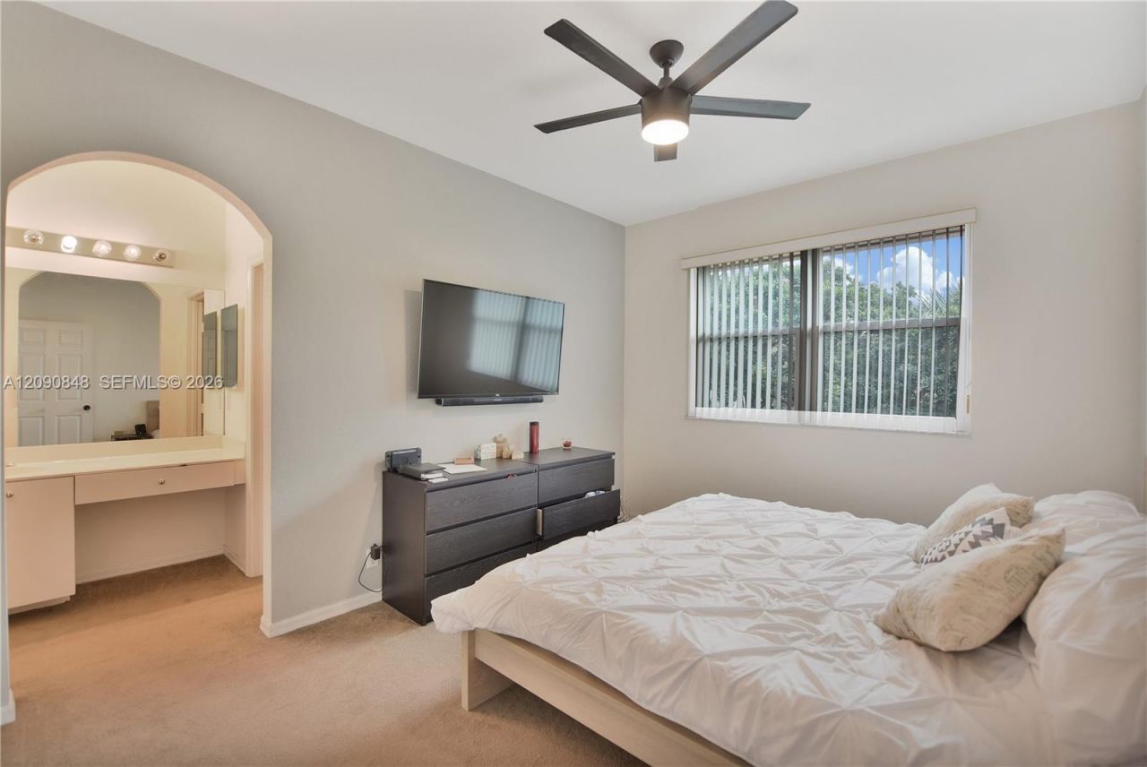 3356 NW 29th Ct, Lauderdale Lakes, FL 33311 Photo