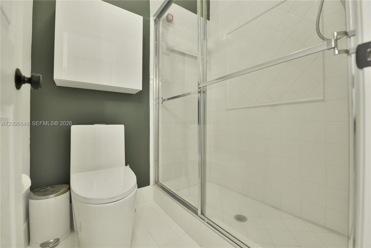 3356 NW 29th Ct, Lauderdale Lakes, FL 33311 Photo