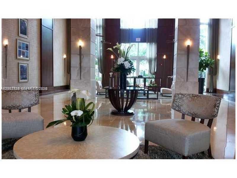19501 W Country Club Dr, Unit 2413, Aventura, FL 33180 Photo
