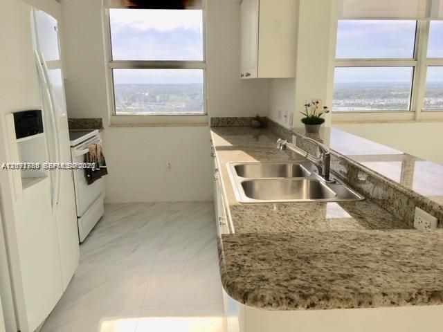 19501 W Country Club Dr, Unit 2413, Aventura, FL 33180 Photo
