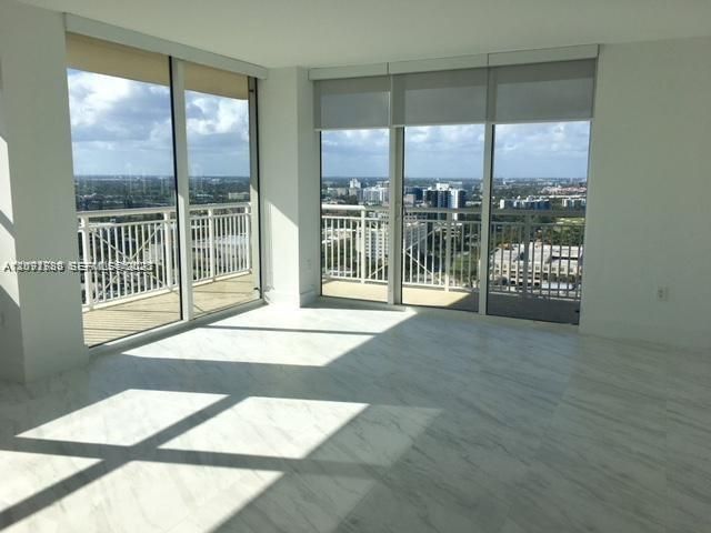 19501 W Country Club Dr, Unit 2413, Aventura, FL 33180 Photo