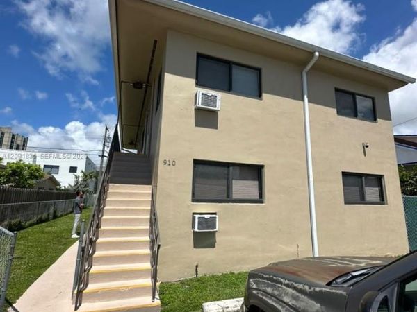 910 SW 29th Ave , Unit 1, Miami, FL 33135