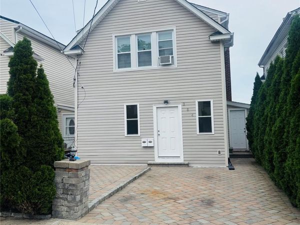 284 Somerville Place , Unit 1, Yonkers, NY 10703