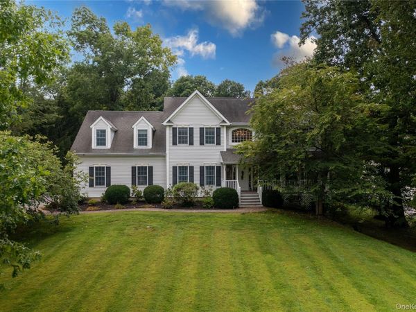 53 Traci Lane, Hopewell Junction, NY 12533