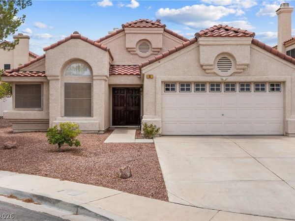 5 Barton Spring Circle, Henderson, NV 89074