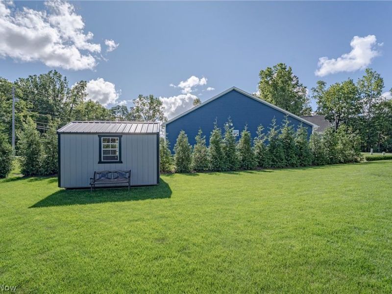 1737 Creekside Court, Painesville, OH 44077 Photo 24
