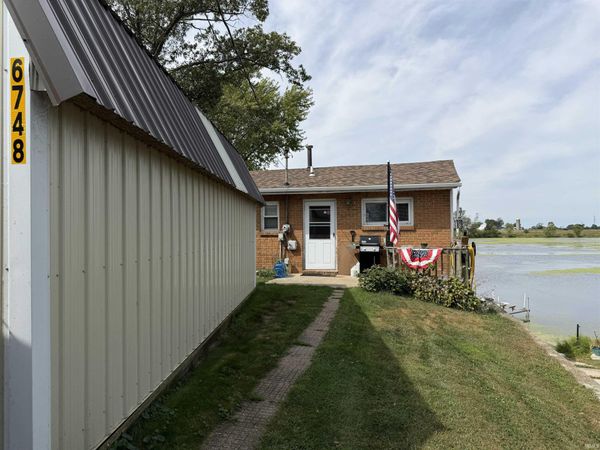 6748 N Apple Knob Drive, Monon, IN 47959