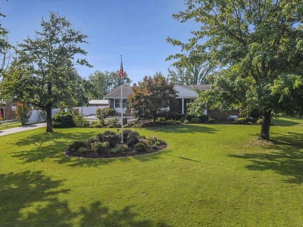 4133 Glen Drive, Boonville, IN 47601