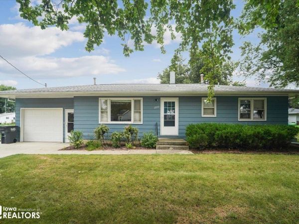 2222 15Th Avenue, Eldora, IA 50627