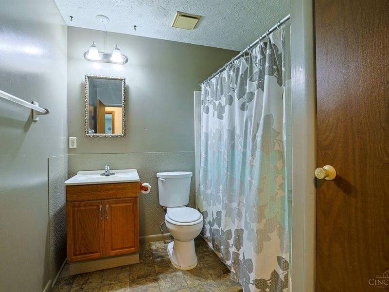 5818 Winton Road, Fairfield, OH 45014 Photo 21