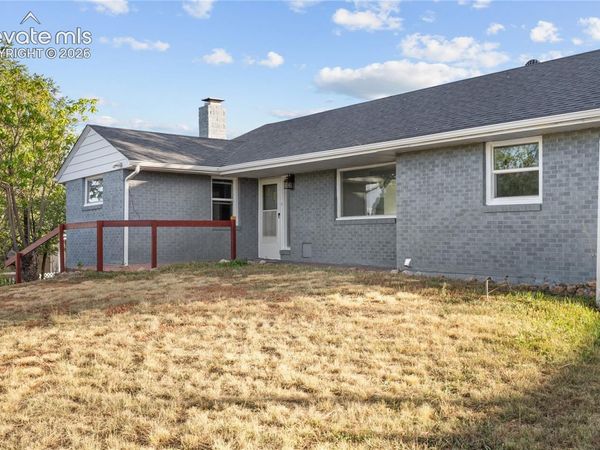 1606 Navajo Circle, Colorado Springs, CO 80905