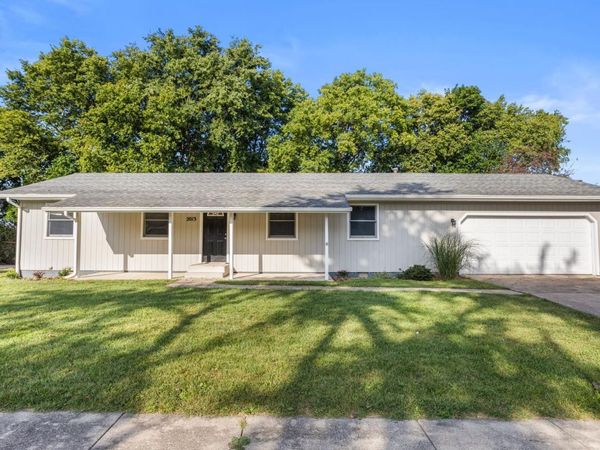 2013 Corray Street , Urbana, IL 61802