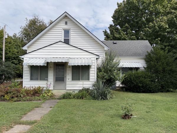 211 N Seminary Street, Downs, IL 61736