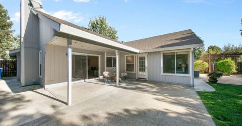 138 Bittercreek Dr, Folsom, CA 95630 Photo