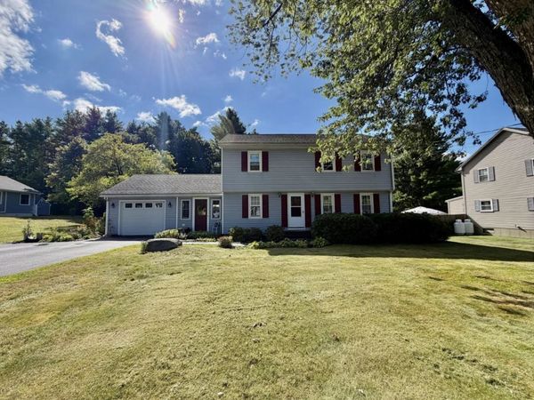 10 Pearson Drive, Dover, NH 03820