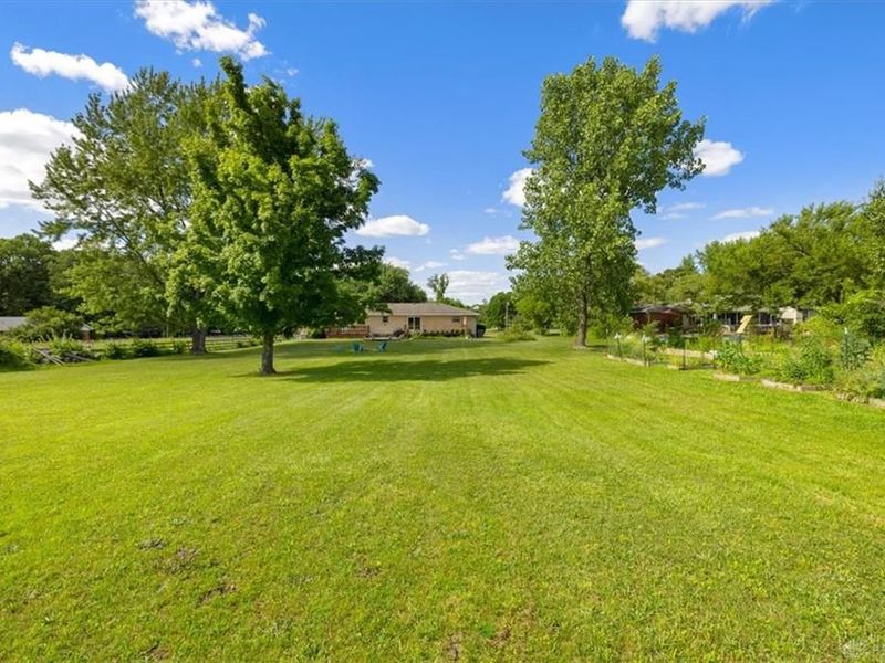 818 Antioch School Road, Butler Township, OH 45377 Photo 47