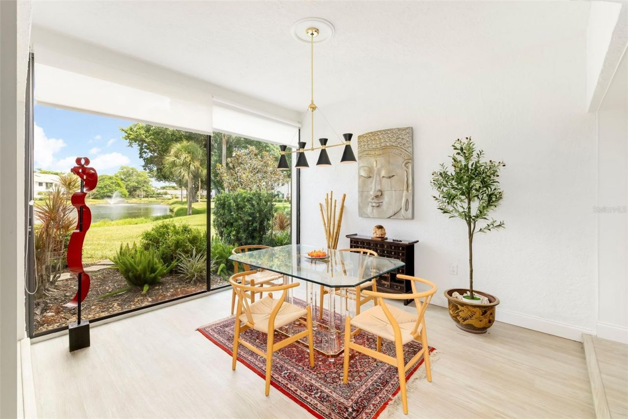 5239 Heron Way, Unit 102, Sarasota, FL 34231 Photo