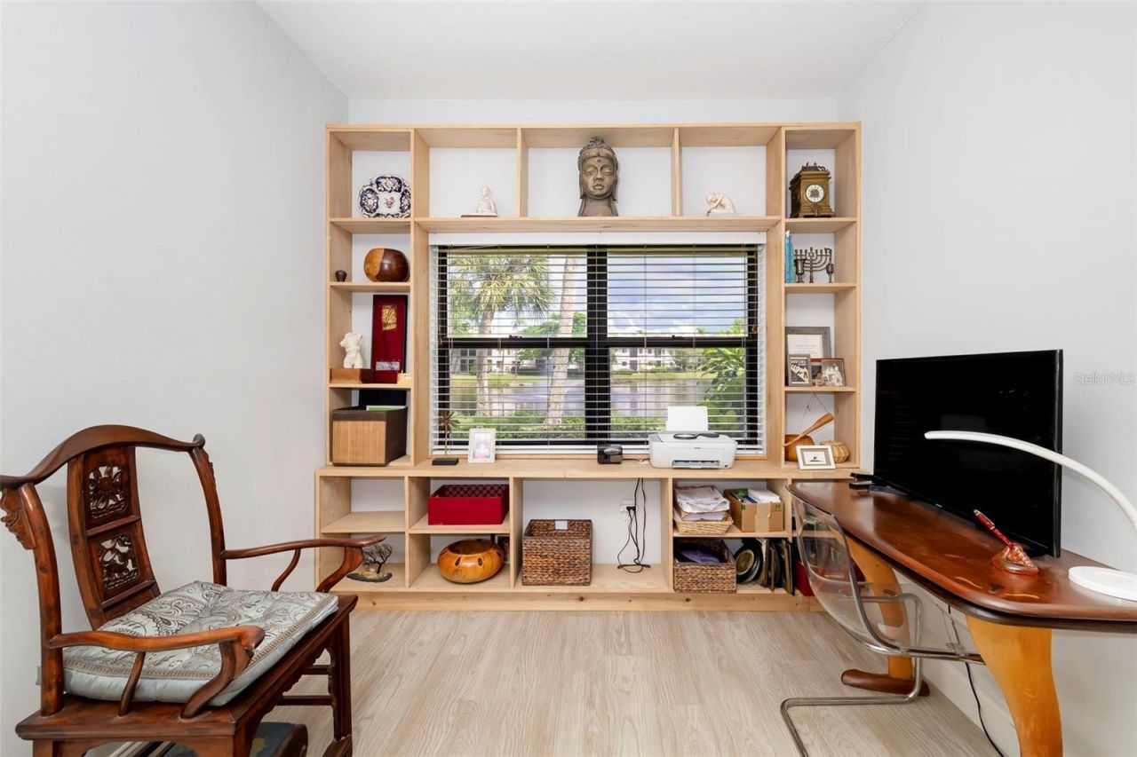 5239 Heron Way, Unit 102, Sarasota, FL 34231 Photo