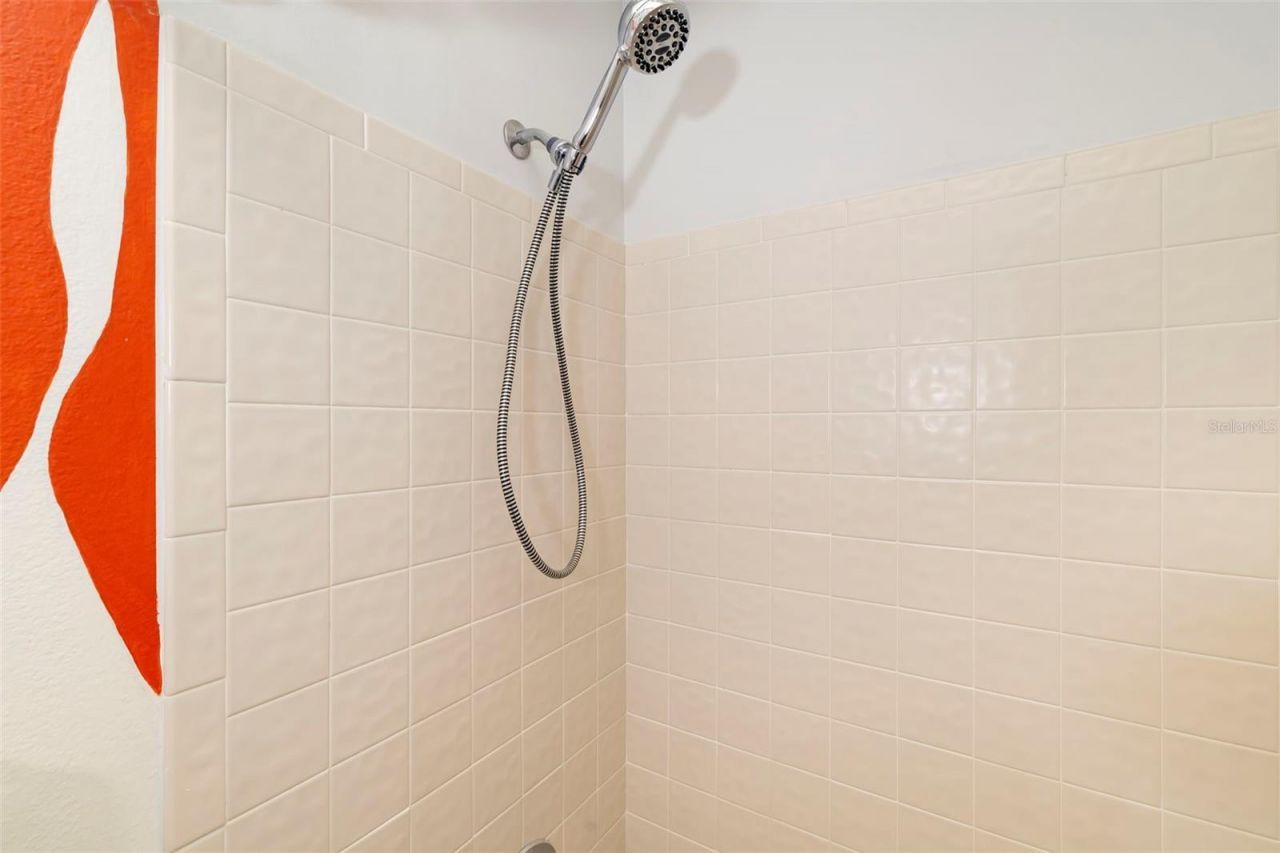 5239 Heron Way, Unit 102, Sarasota, FL 34231 Photo