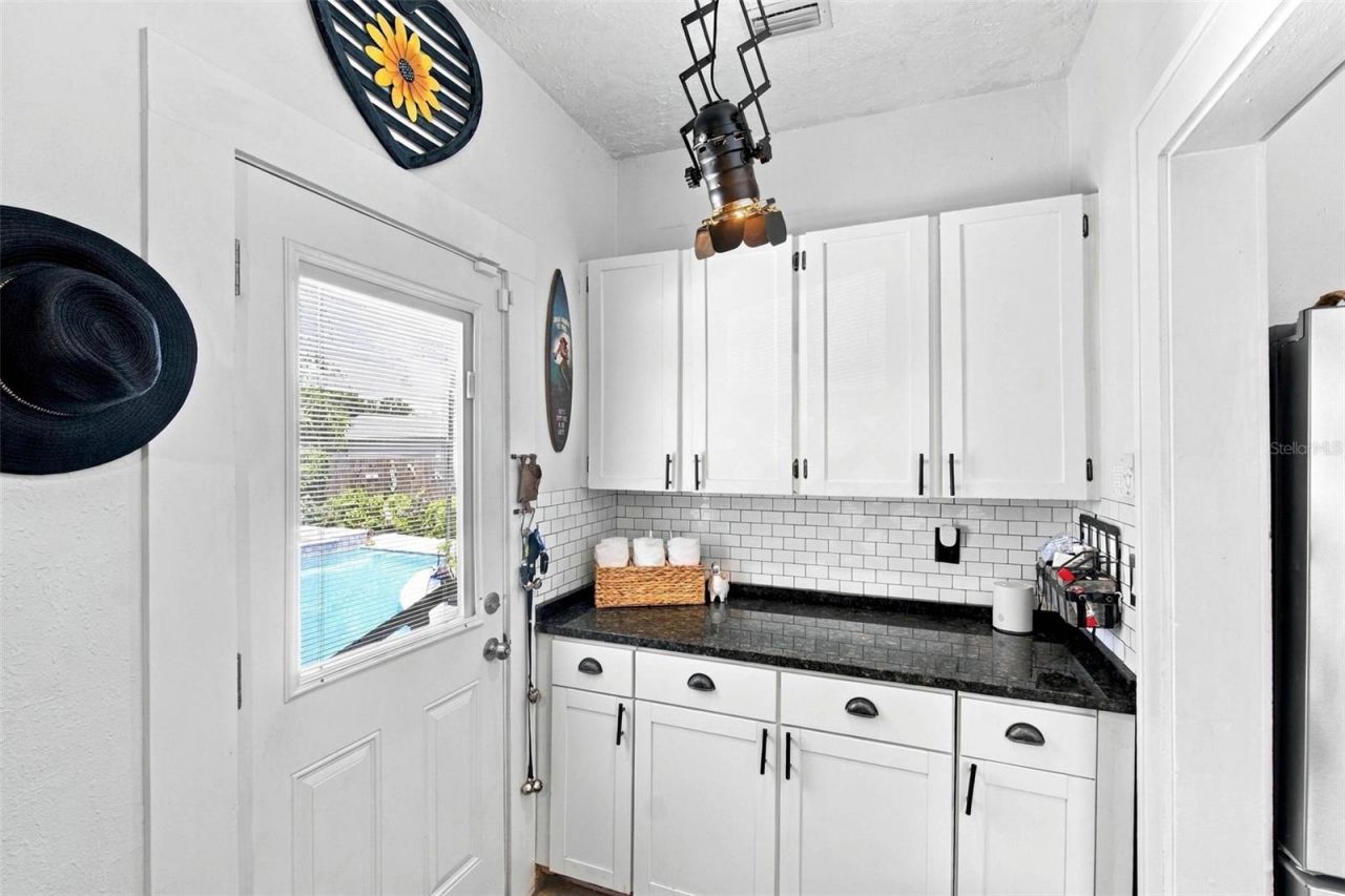 2318 7th Avenue W, Bradenton, FL 34205 Photo