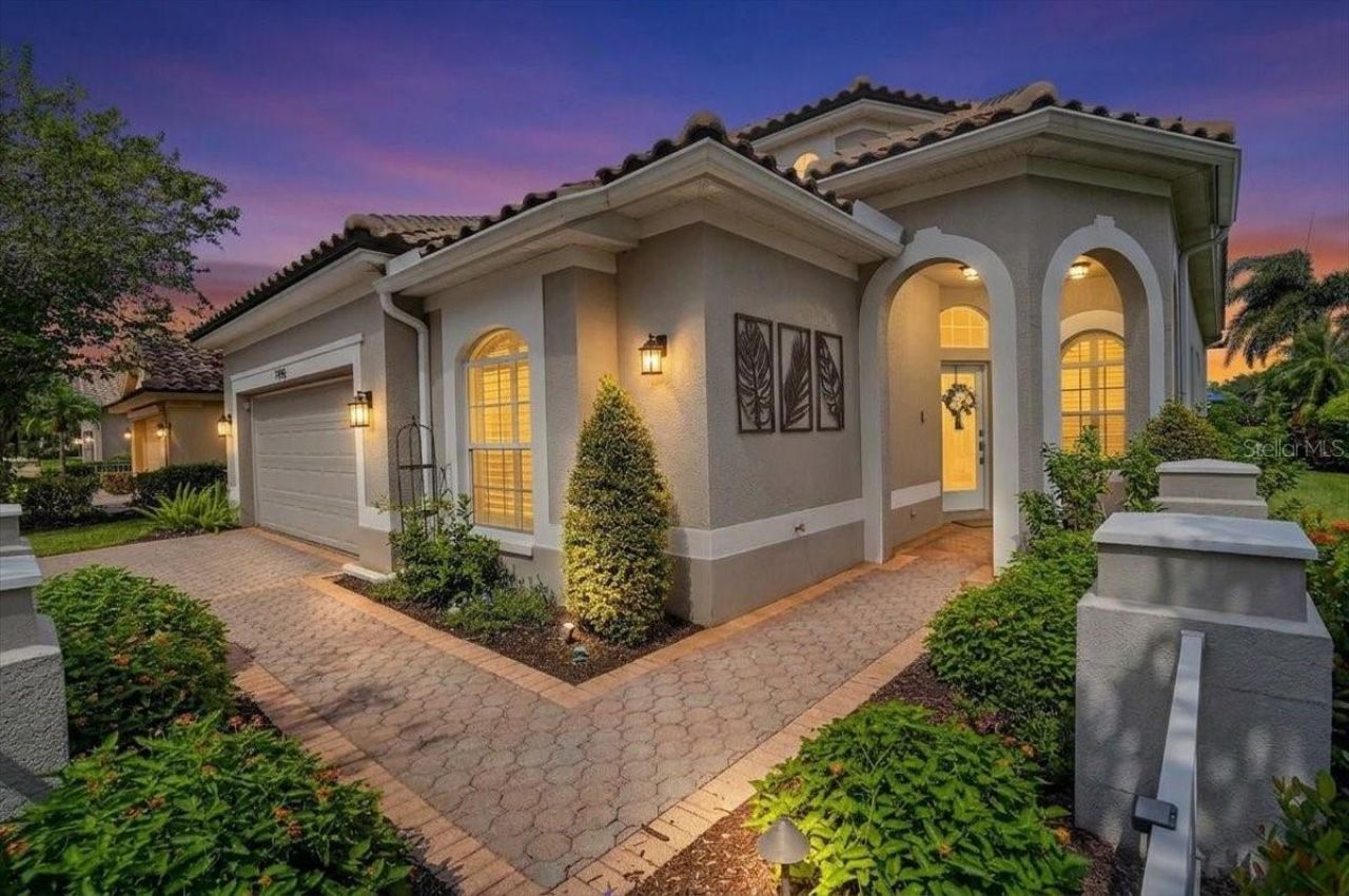 9736 Sago Point Drive, Seminole, FL 33777 Photo