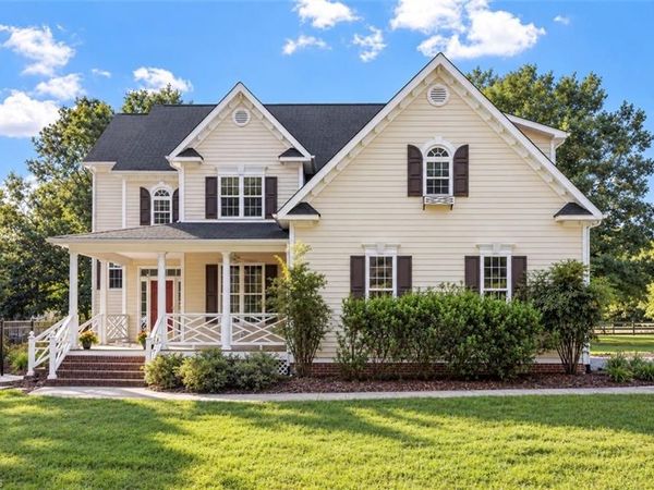 755 Arrowhead Loop , Pittsboro, NC 27312