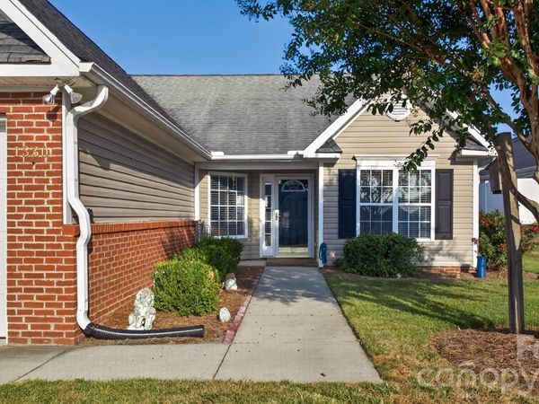 1330 Bayswater Drive , High Point, NC 27265