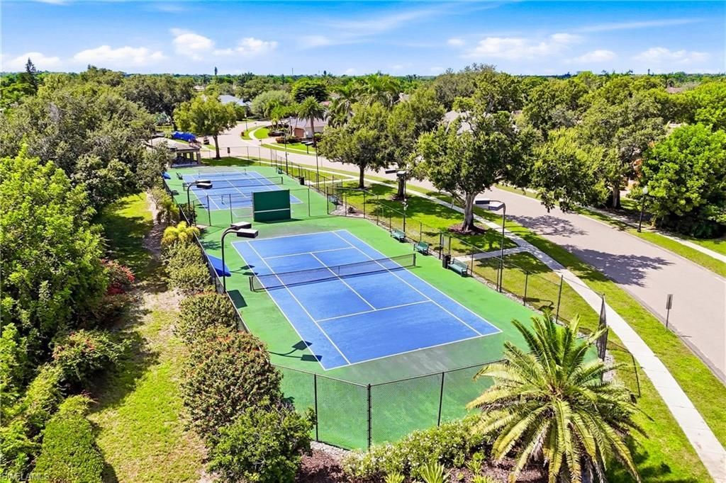 40 Timberland Cir N, Fort Myers, FL 33919 Photo